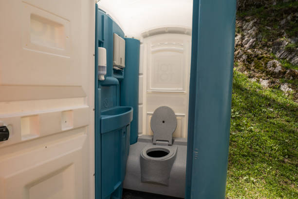Best Portable restroom solutions  in Russell, KY