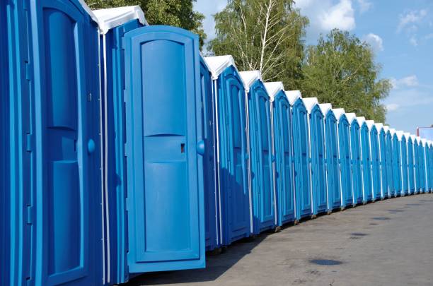 Portable bathroom rental in Russell, KY
